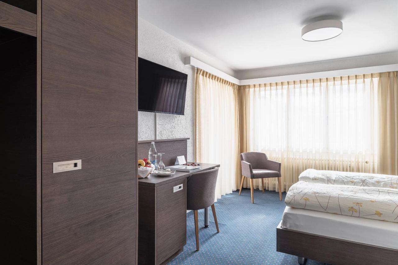 Hotel Drei Koenige Айнзидельн Экстерьер фото